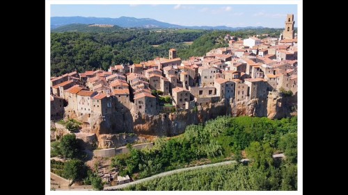 Pitigliano