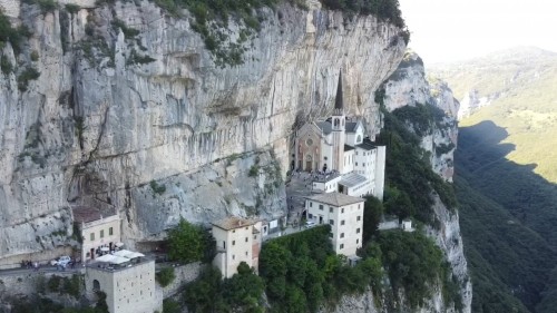 Santuario Madonna Della Corona 