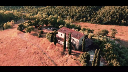 Laghetto isolato sulle colline di Fratta Todina